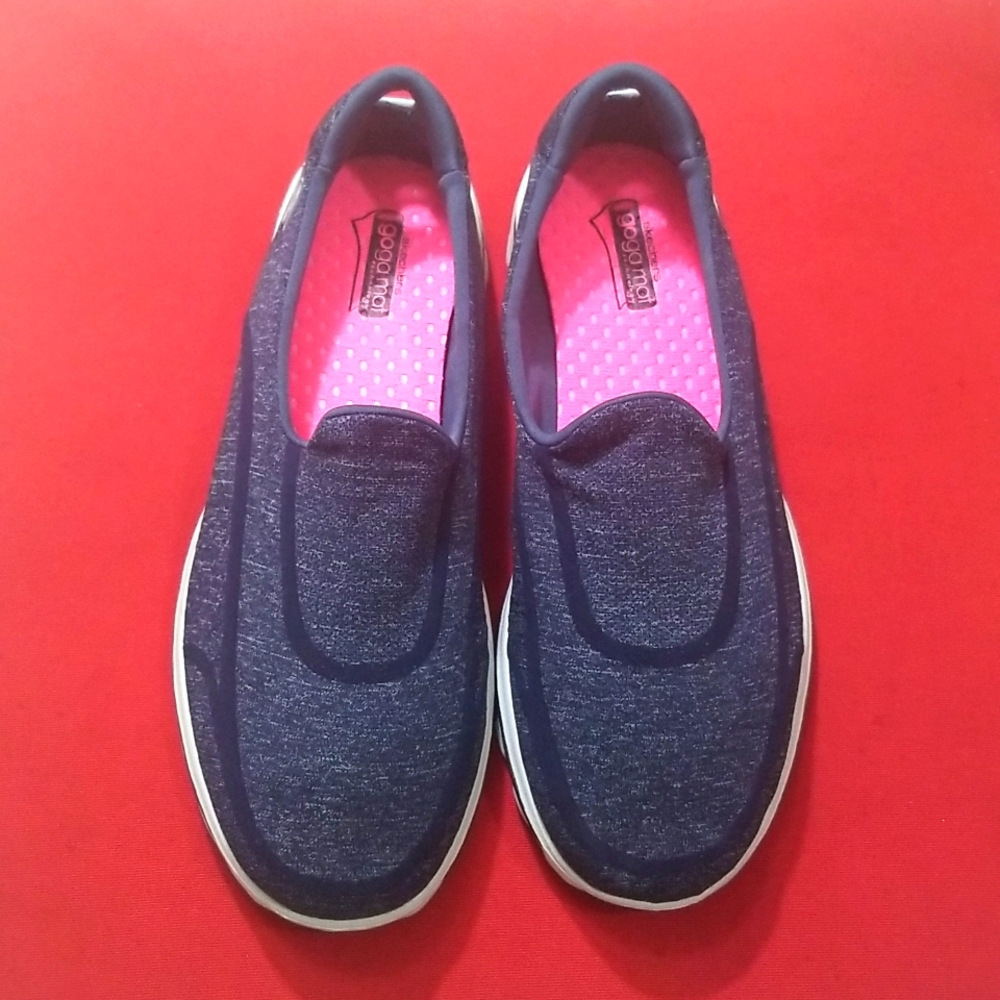 SKECHERS GOGA MAT SNEAKERS